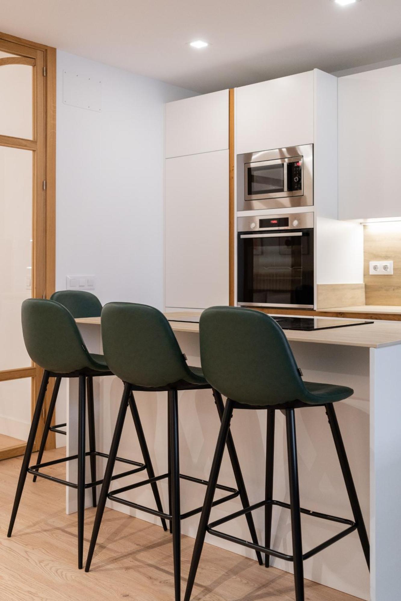 מדריד Apartamento Reformado Para 6 Personas En Plena Gran Via Alquiler Temporal מראה חיצוני תמונה