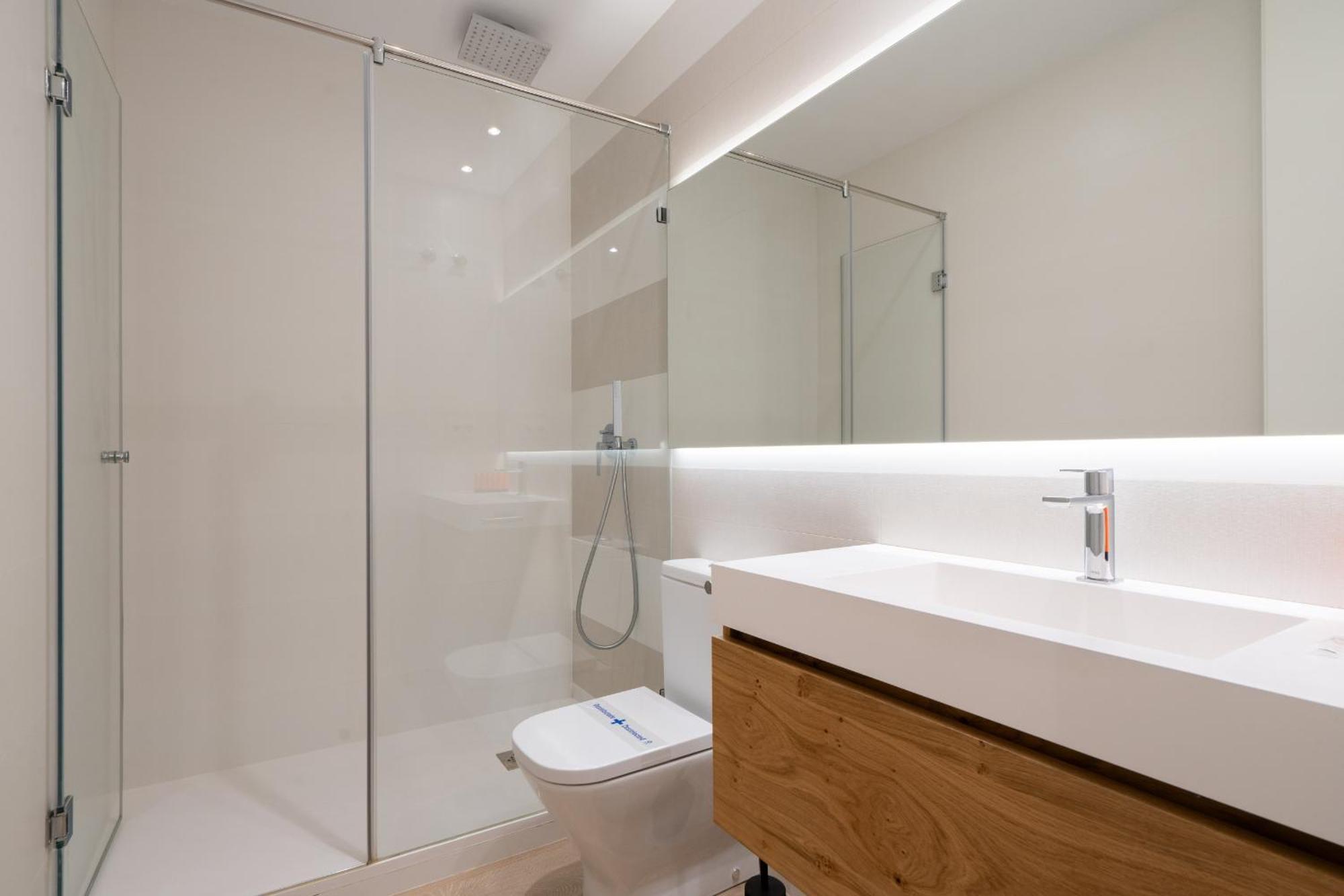 מדריד Apartamento Reformado Para 6 Personas En Plena Gran Via Alquiler Temporal מראה חיצוני תמונה