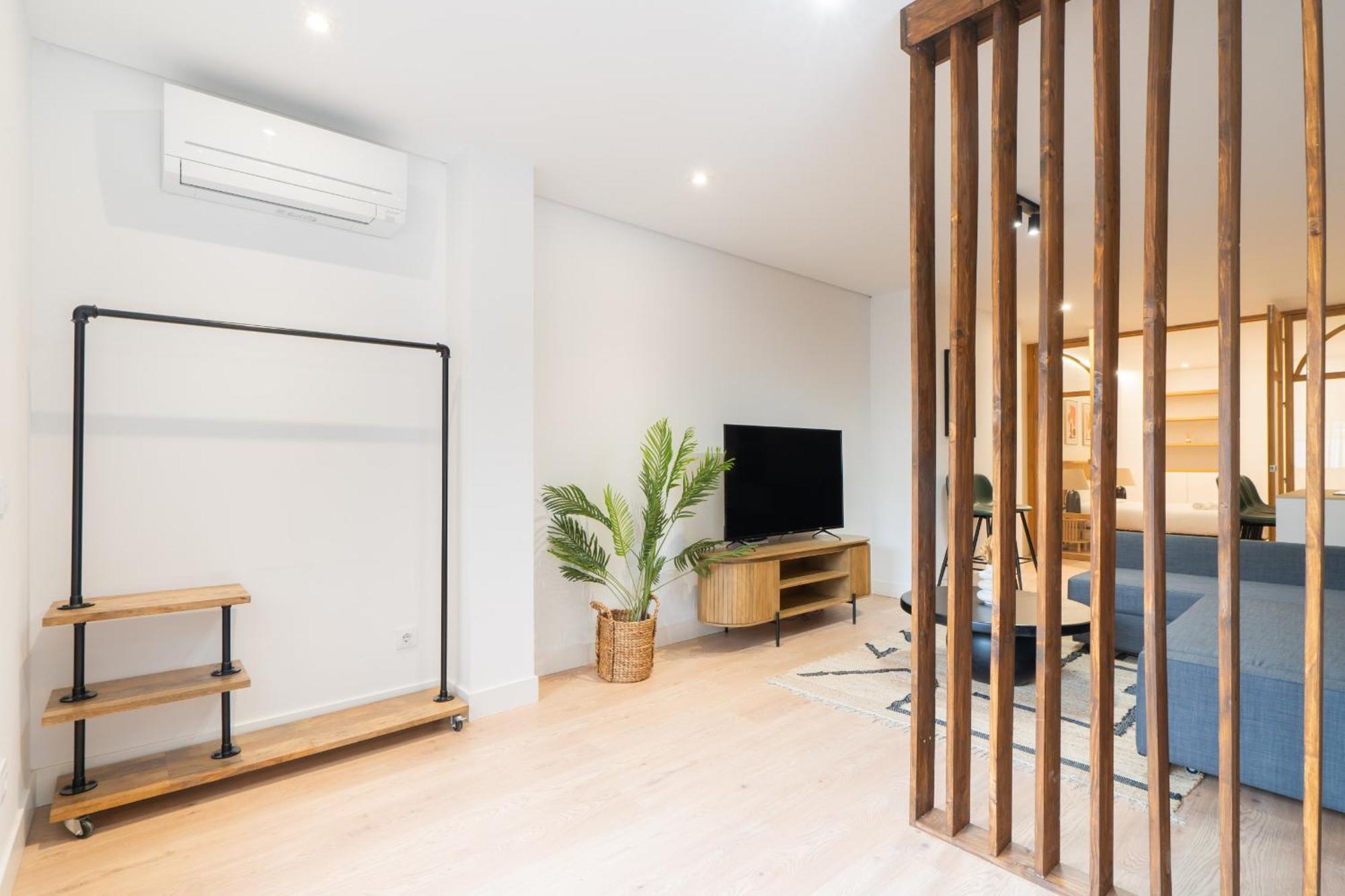 מדריד Apartamento Reformado Para 6 Personas En Plena Gran Via Alquiler Temporal מראה חיצוני תמונה